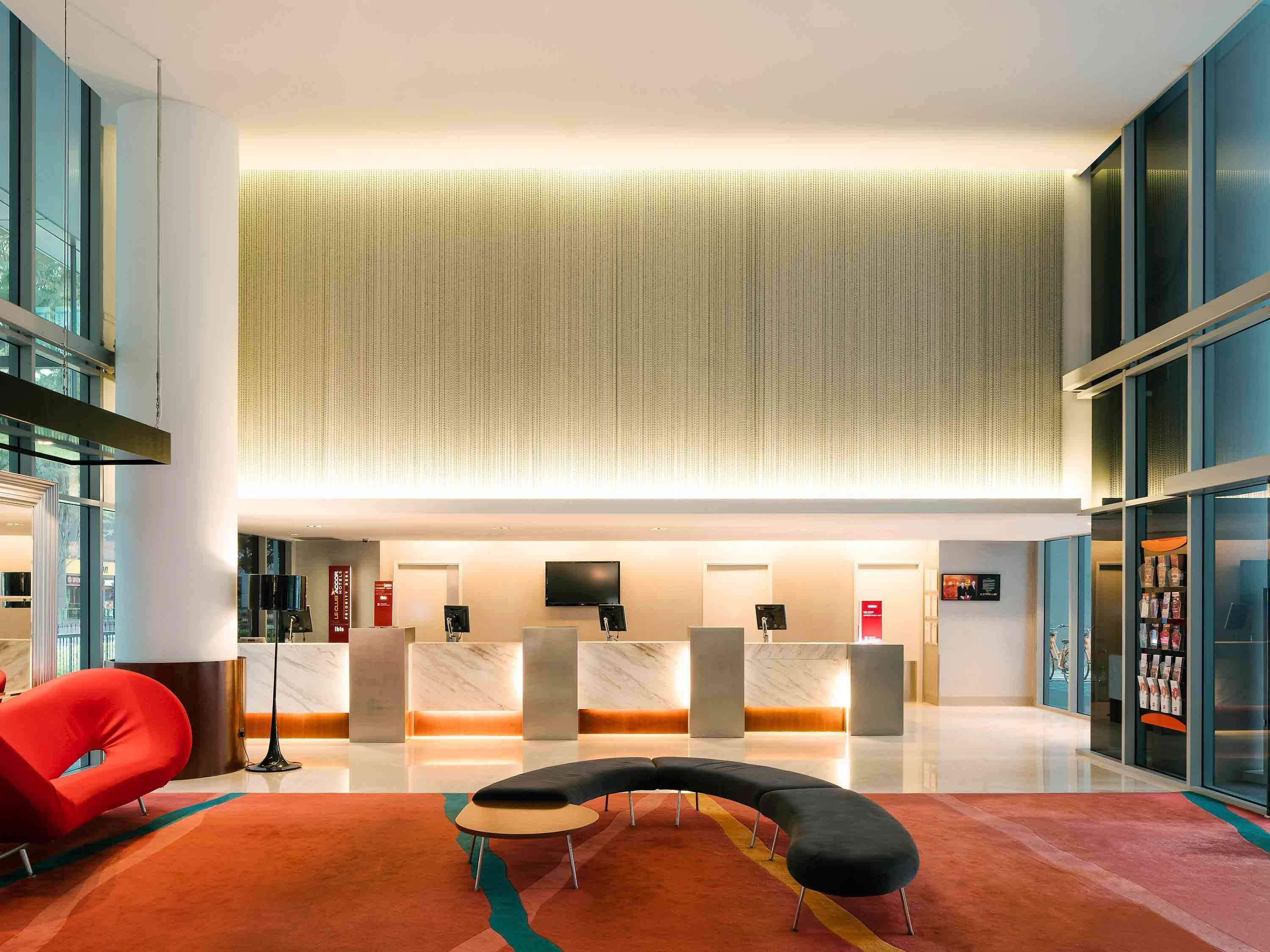 Ibis Singapore On Bencoolen - Newly Renovated Eksteriør billede